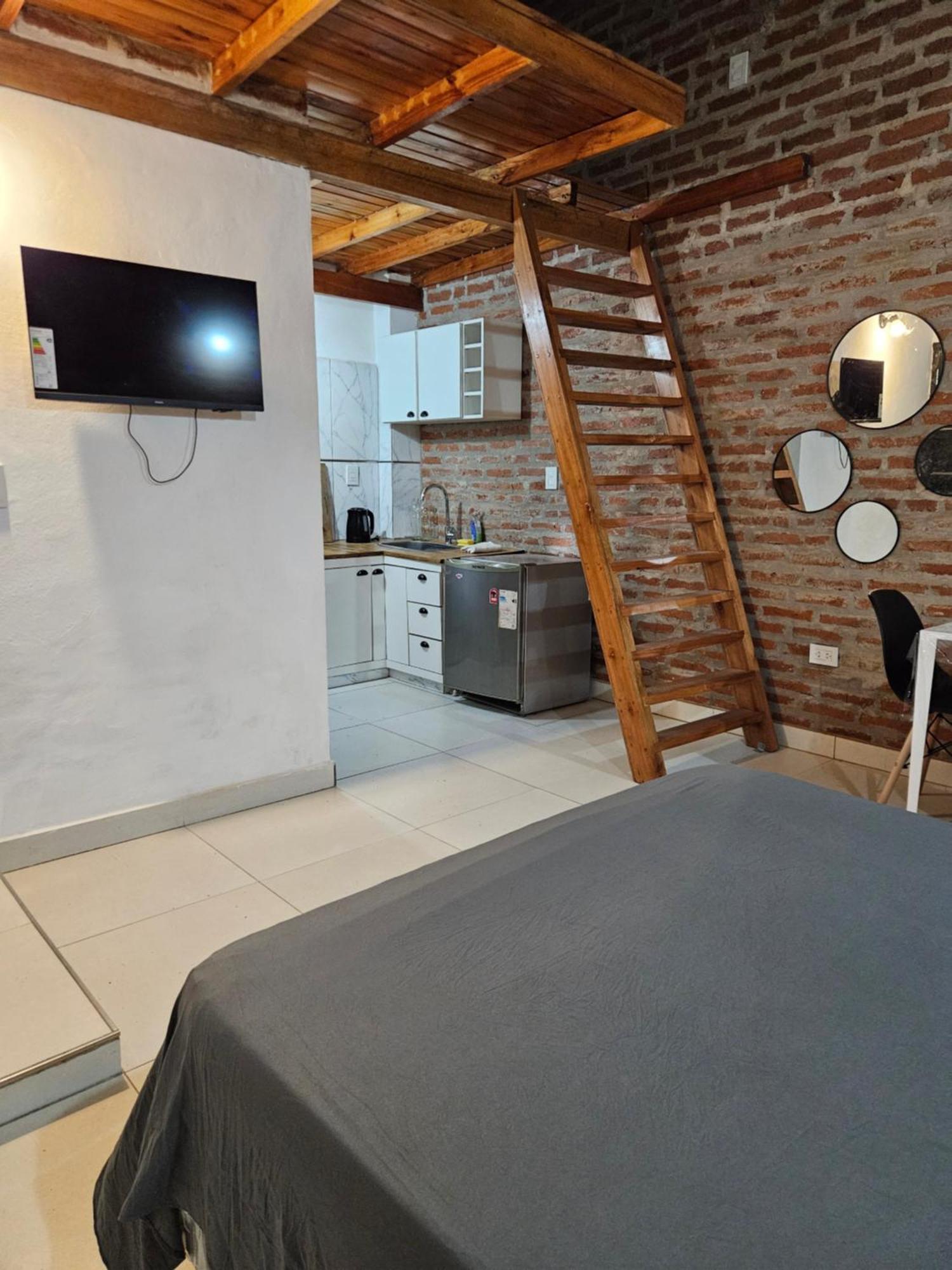 Acogedor Loft Estilo Industrial Apartment Posadas Exterior photo